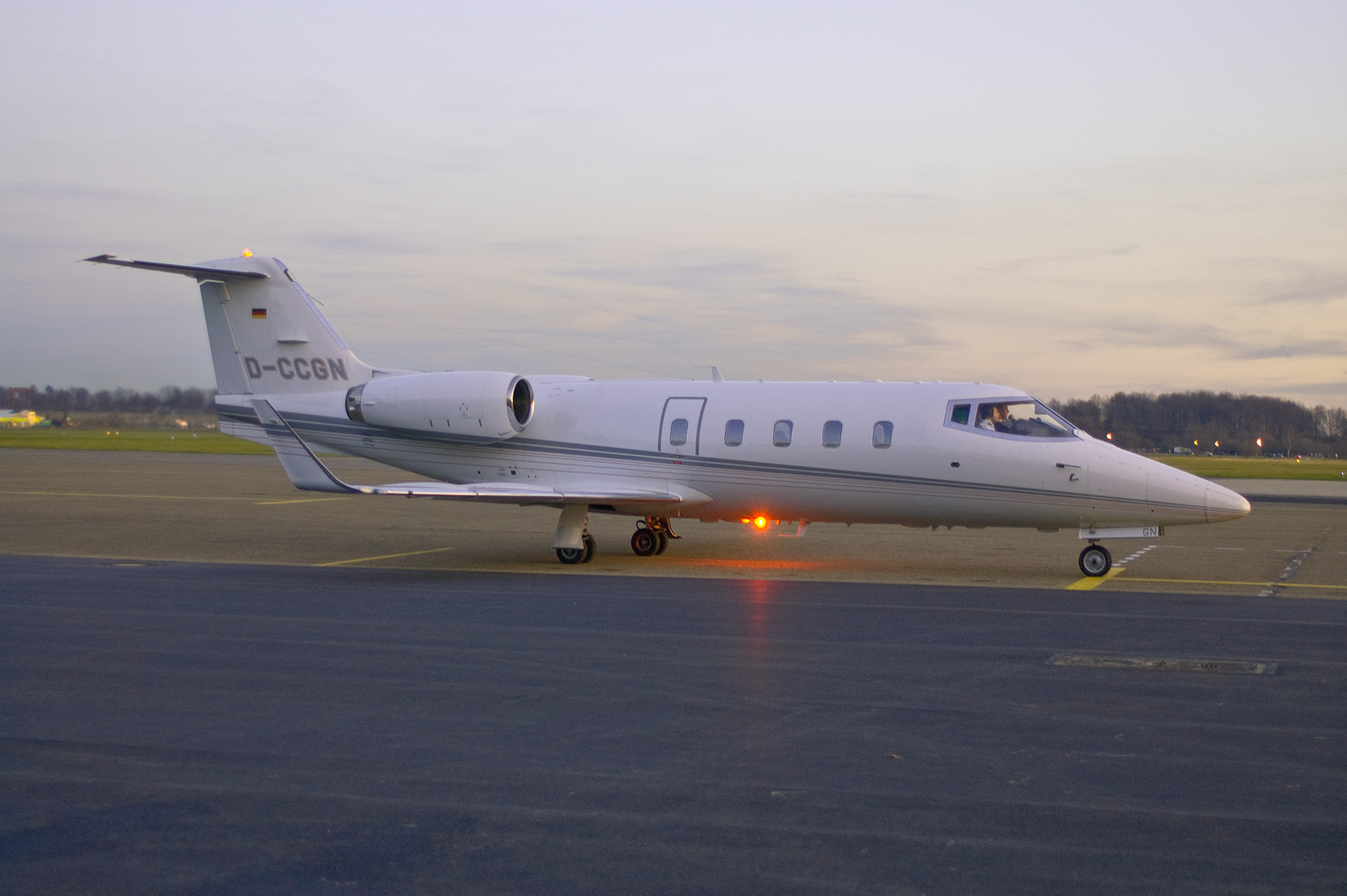  Schwere Flieger und Düse? Das sagt ein Flughafen-Manager